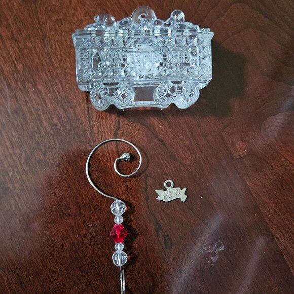 2010 NIB CLASSIC WATERFORD LEAD CRYSTAL COAL CAR TRAIN CHRISTMAS ORNAMENT 2ne - Picture 2 of 16